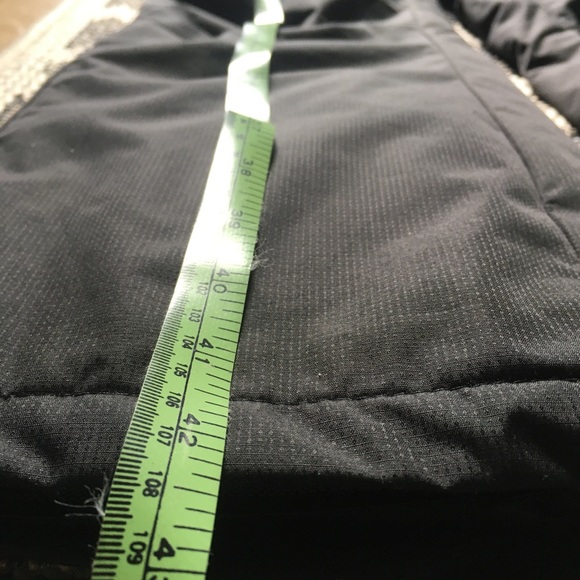 SOLD —Mountain Warehouse Bibbed Snowpants Size 6 in great shape! - Picture 6 of 10